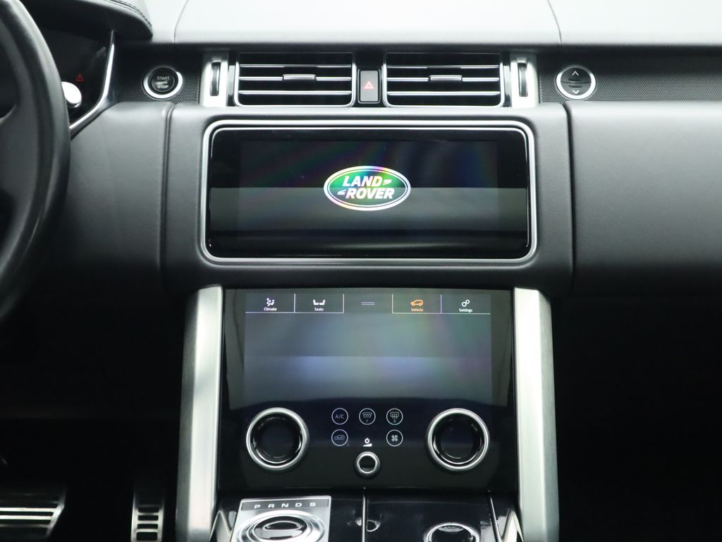 Thumbnail: 2021 Land Rover Range Rover - 14