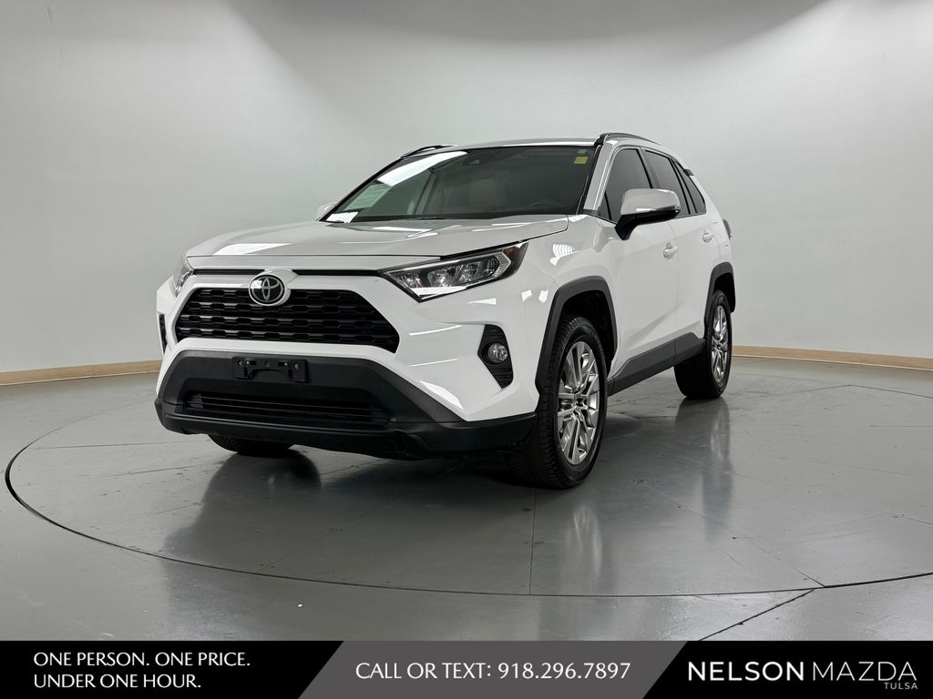 2020 Toyota RAV4 XLE Premium