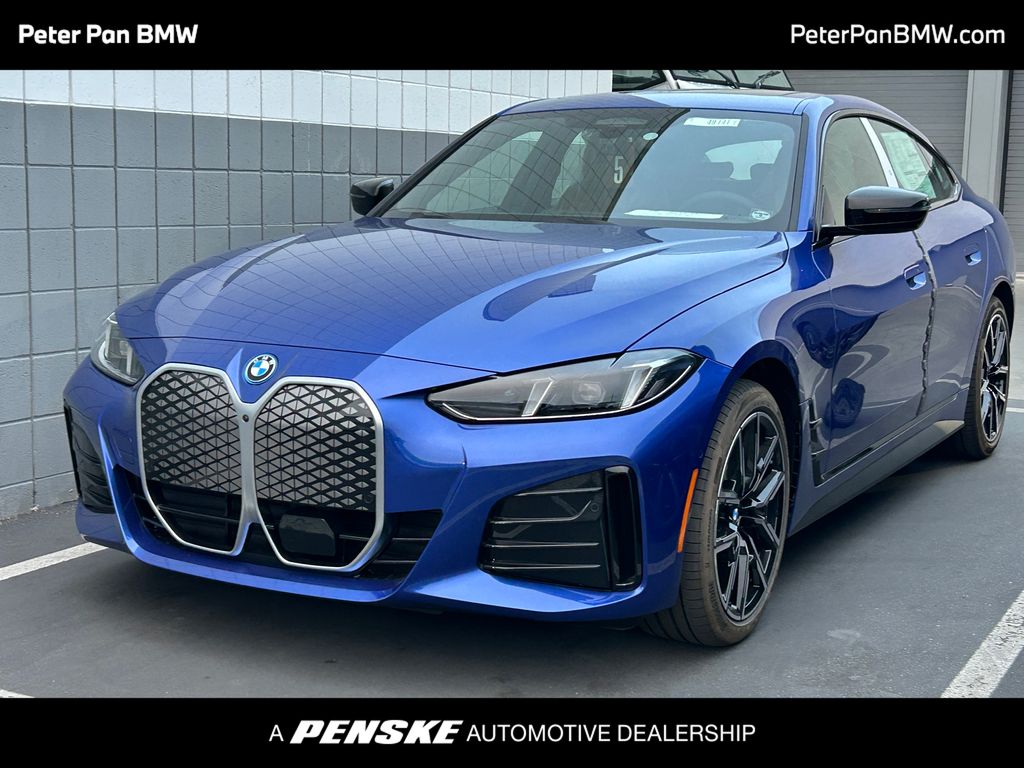 Thumbnail: 2025 BMW i4 - 1