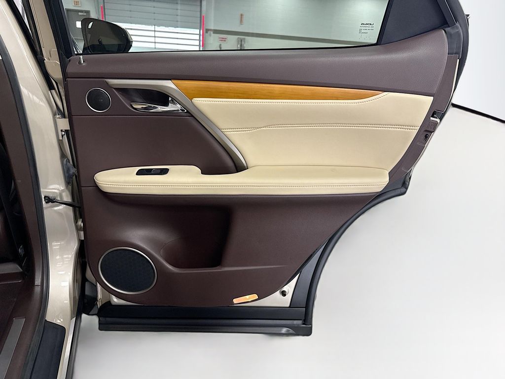 Thumbnail: 2019 Lexus RX - 26