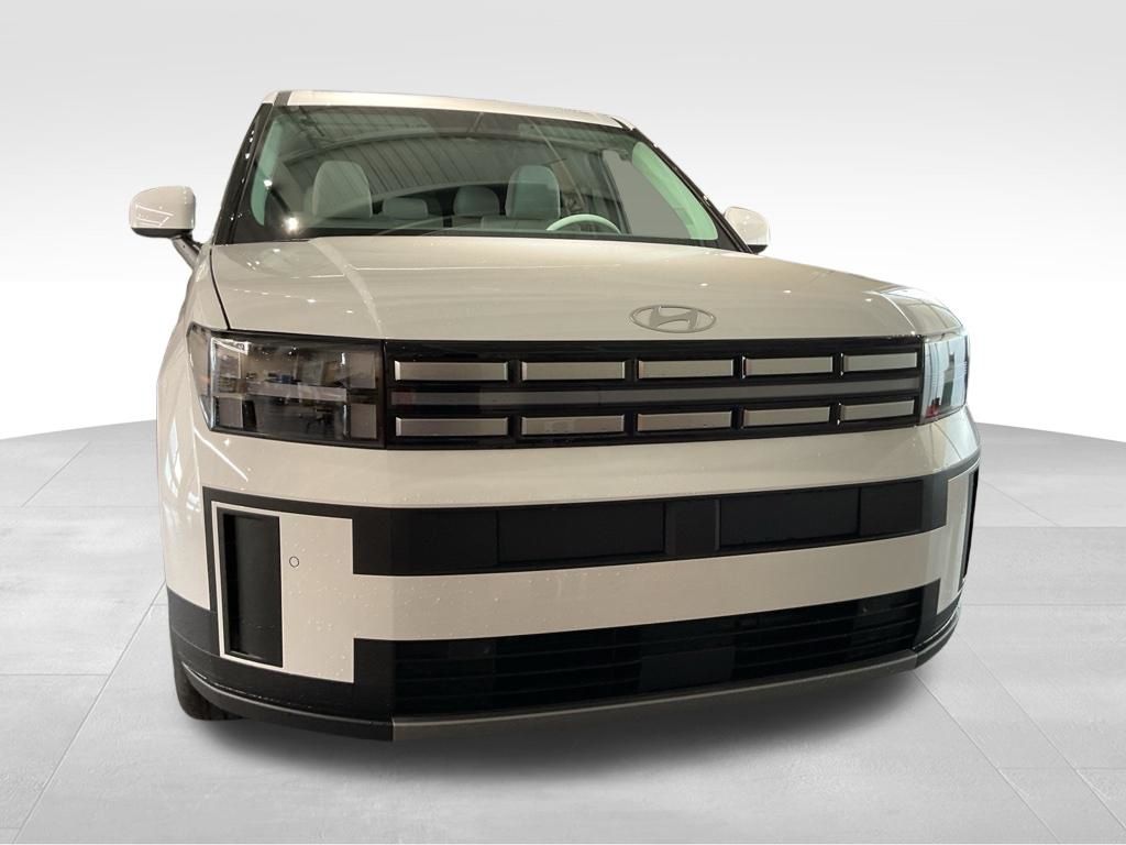 New 2026 White Hyundai SE image 8