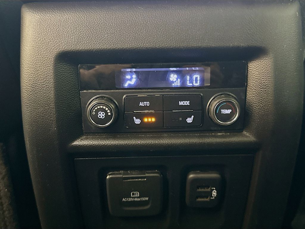 Used Car 2022 Chevrolet Traverse  Premier For Sale Under $35,000 In Austin, Texas