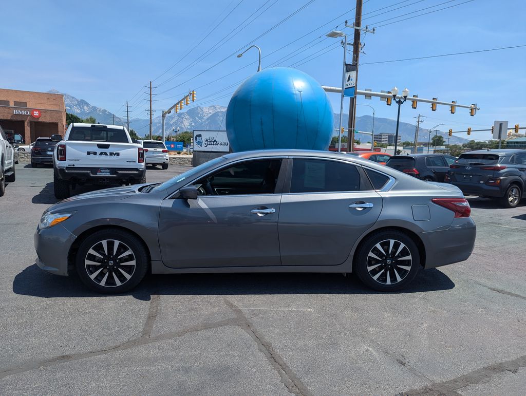 2018 Nissan Altima 2.5 SV 8