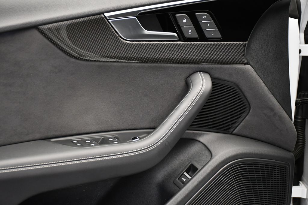 Thumbnail: 2023 Audi S5 - 32