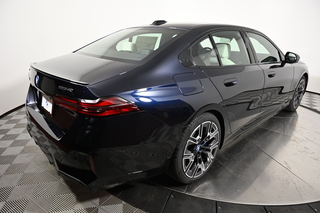 2025 BMW i5 xDrive40 5