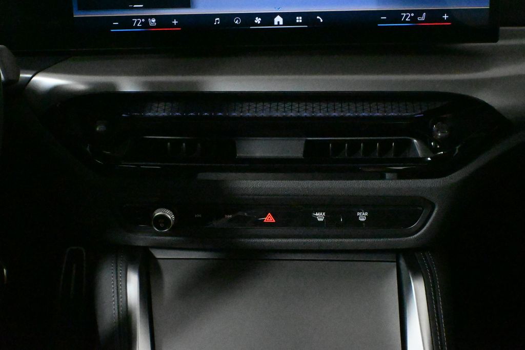 Thumbnail: 2026 BMW 2 Series - 24