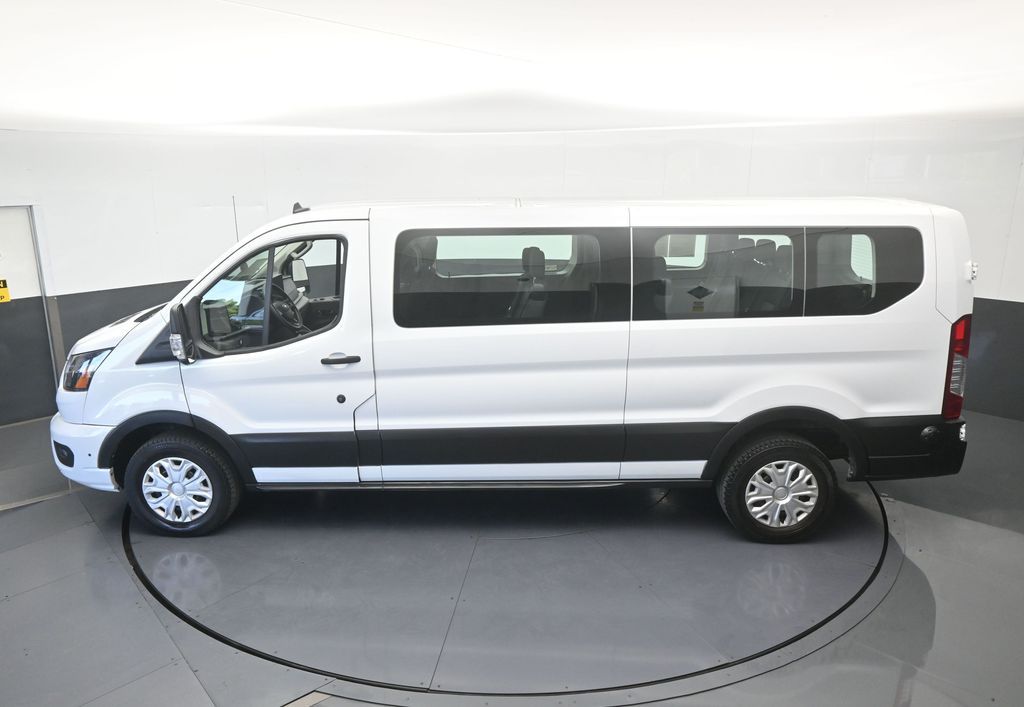 Used 2024 Oxford White Ford XLT image 48
