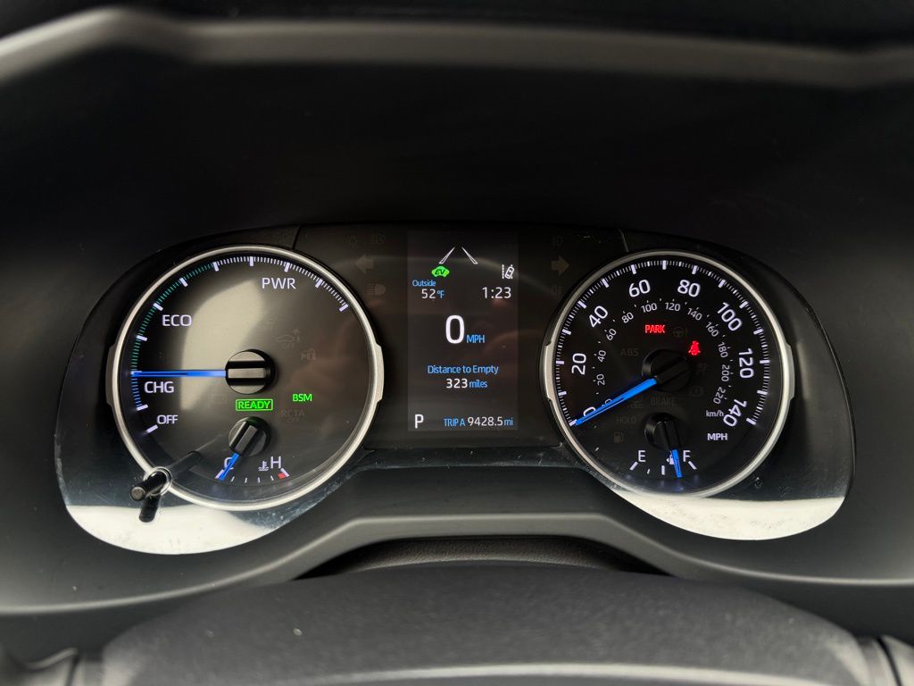 2020 Toyota RAV4 Hybrid XLE