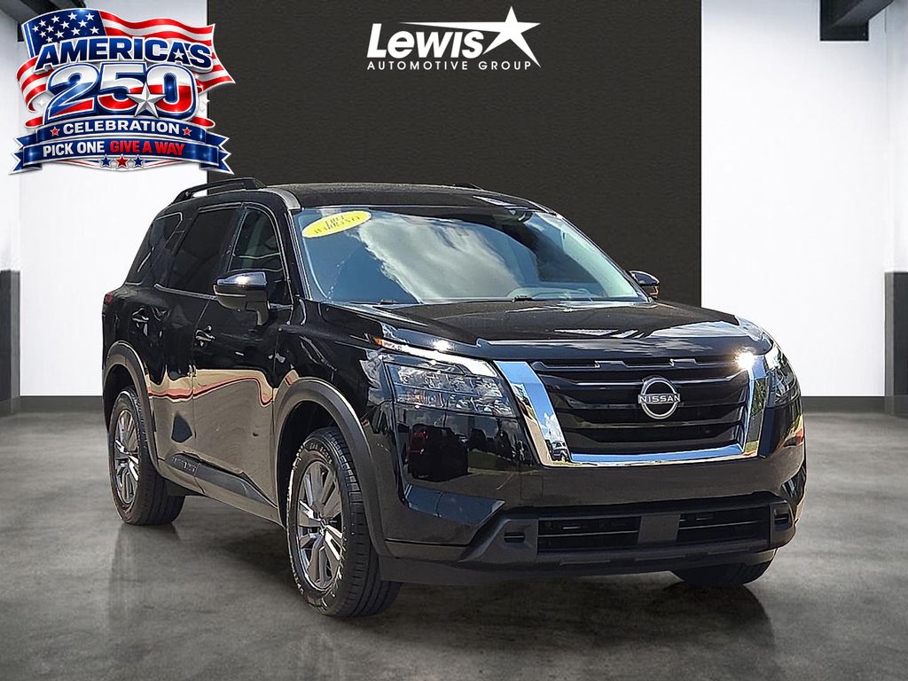 Used 2025 Nissan Pathfinder SV For Sale in Farmington, AR