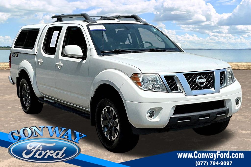 Glacier White 2017 Nissan Frontier Pickup Truck Four-Wheel Drive 5-Speed Automatic Overdrive