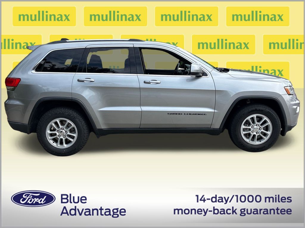 Certified Used 2018 Silver Jeep Laredo E image 2