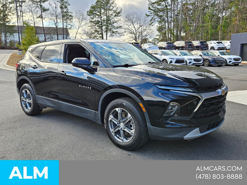 Used 2023 Black Chevrolet LT image 3