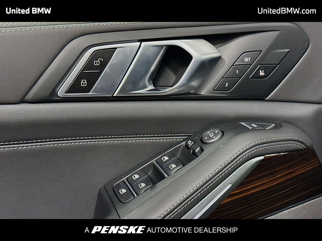 Thumbnail: 2026 BMW X5 - 3