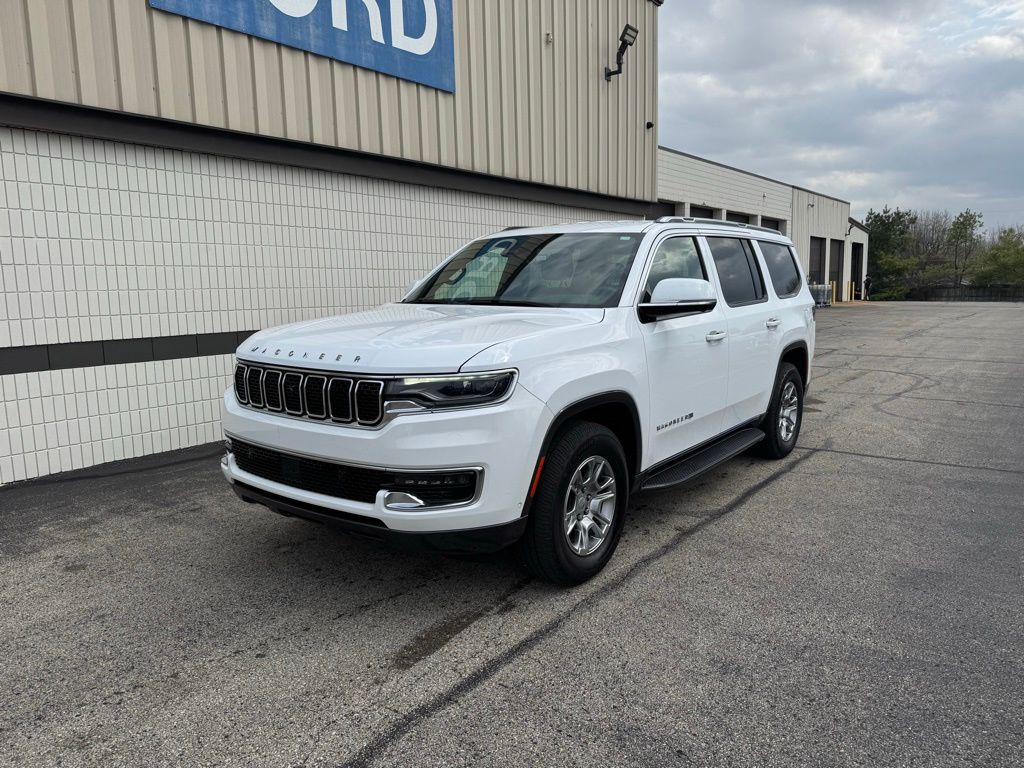 Bright White Clearcoat 2022 Jeep Wagoneer Series I 4WD SUV / Crossover Four-Wheel Drive 8-Speed Automatic