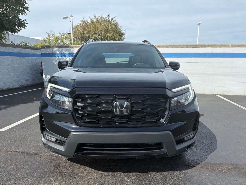 Thumbnail: 2023 Honda Passport - 8