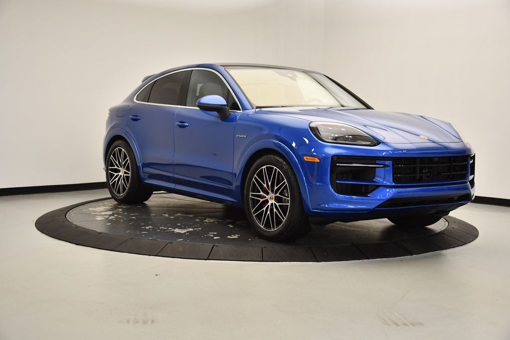 Thumbnail: 2025 Porsche  - 9