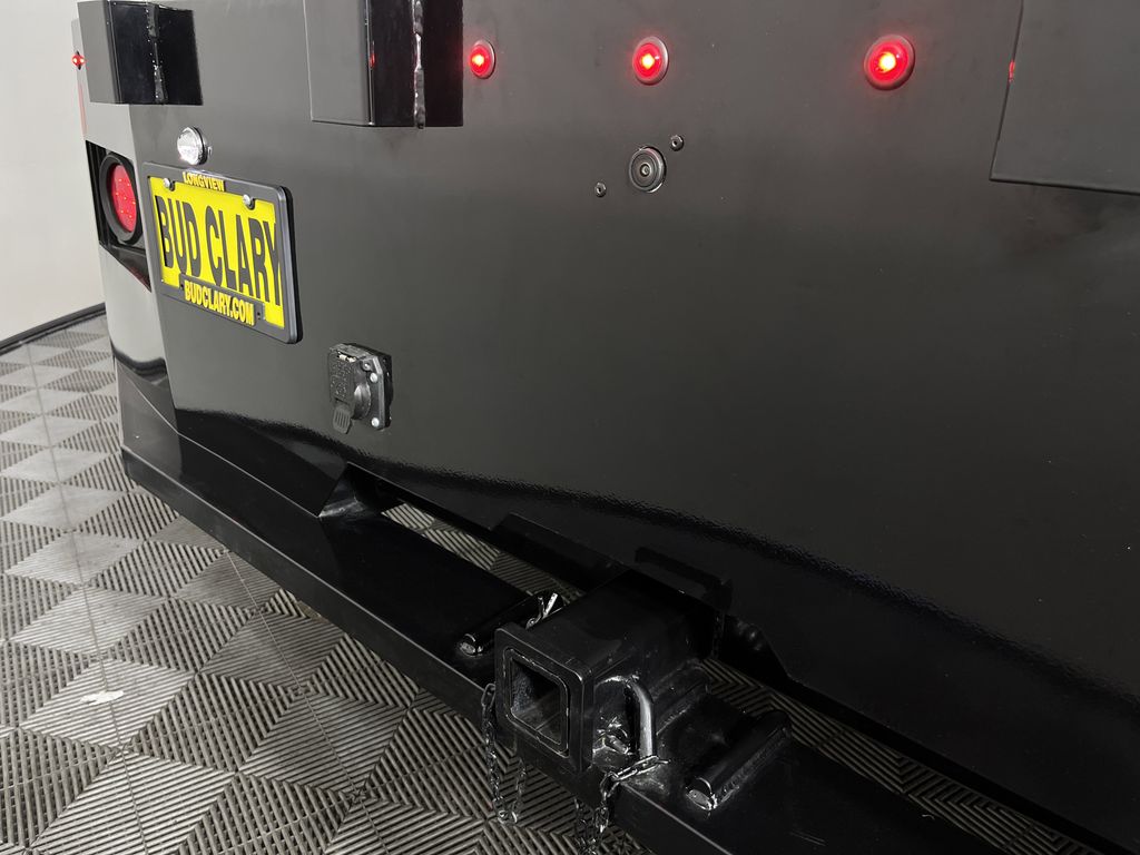 2025 Ford F-350 Crew Cab DRW 4WD Harbor Flatbed Truck for sale #9F0381 - photo 28