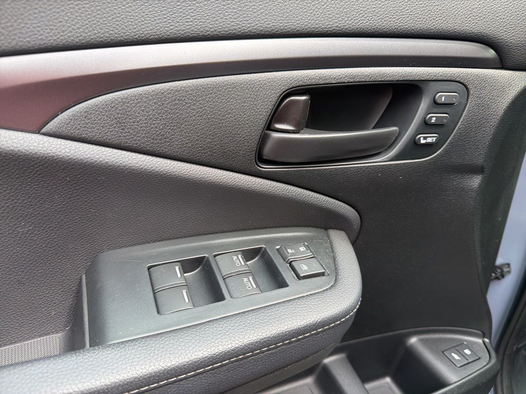 Thumbnail: 2023 Honda Passport - 27