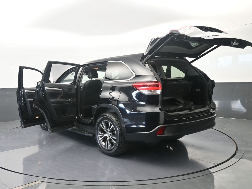 Used 2019 Midnight Black Metallic Toyota LE Plus image 78