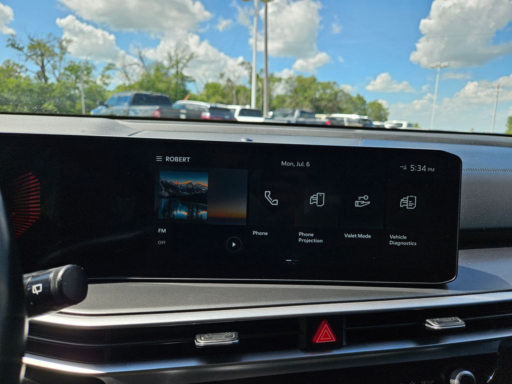 Used 2024 Kia Sorento SUV