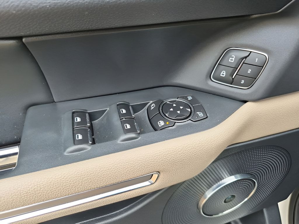 Used Car 2022 Ford Expedition Max  Limited For Sale Under $35,000 In Austin, Texas