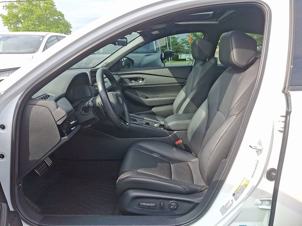 2023 Honda Accord Sport-L 13