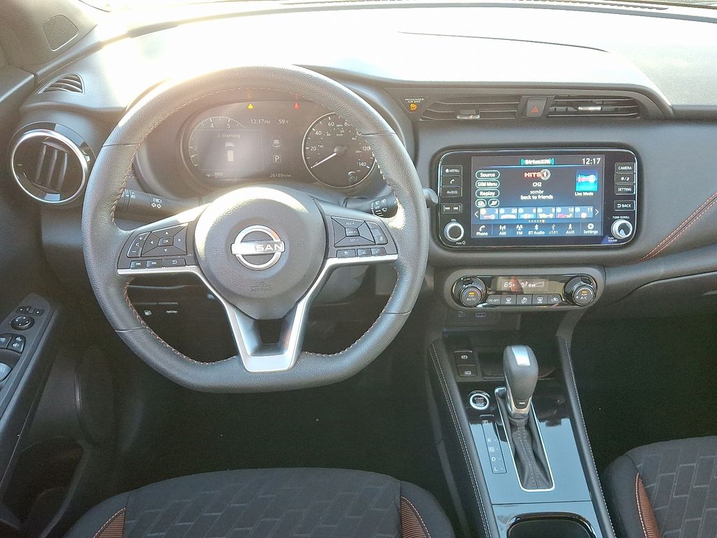 Thumbnail: 2023 Nissan Kicks - 12