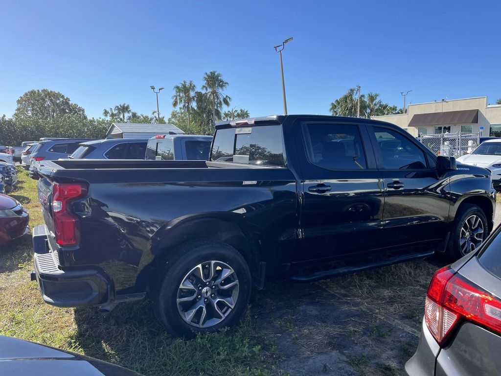 2020 Chevrolet Silverado 1500 RST 3