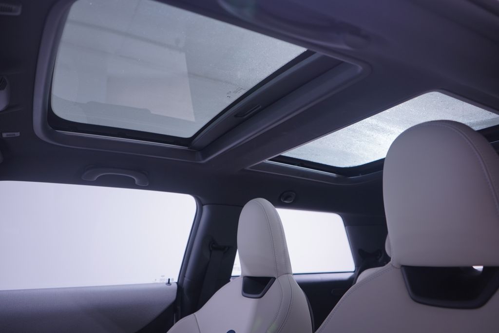 Thumbnail: 2025 MINI Cooper - 8