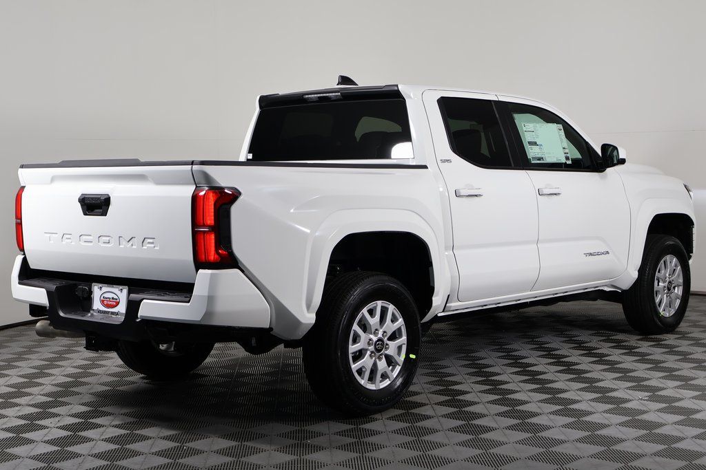 Thumbnail: 2025 Toyota Tacoma - 2