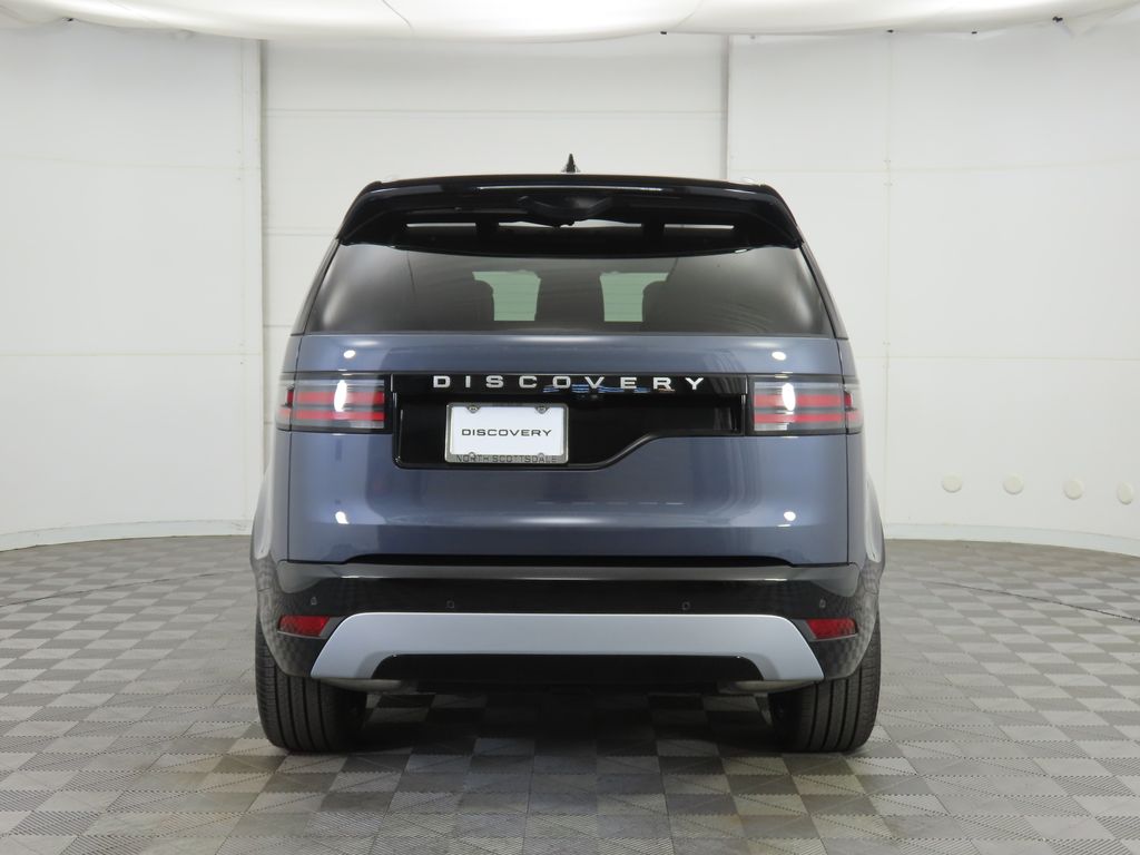 Thumbnail: 2026 Land Rover Discovery - 6