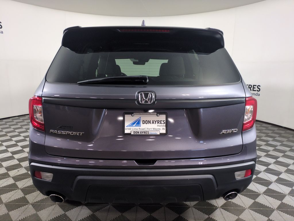View vehicle photo 5
