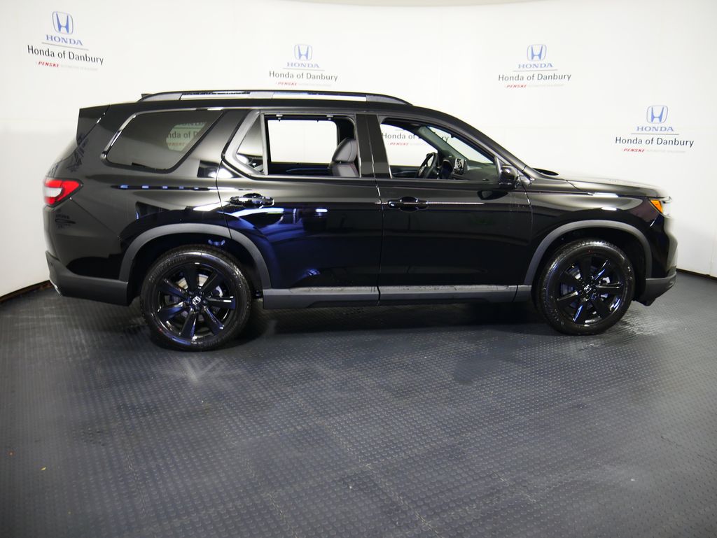 2025 Honda Pilot Black Edition 3