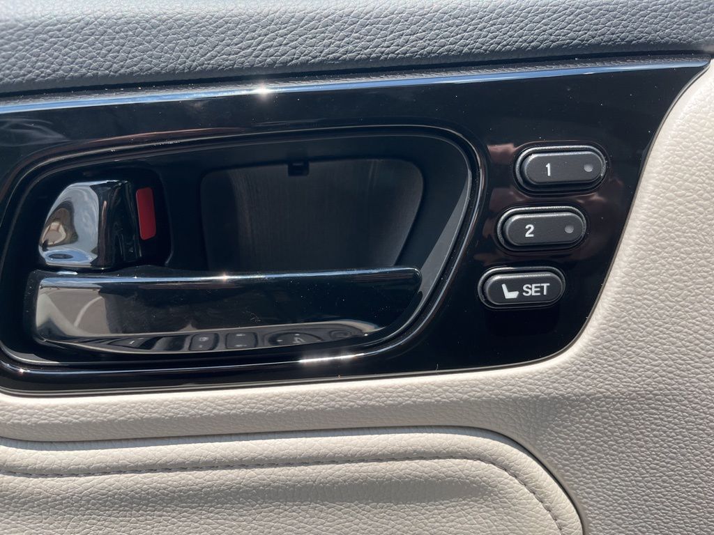 Thumbnail: 2026 Honda Odyssey - 6