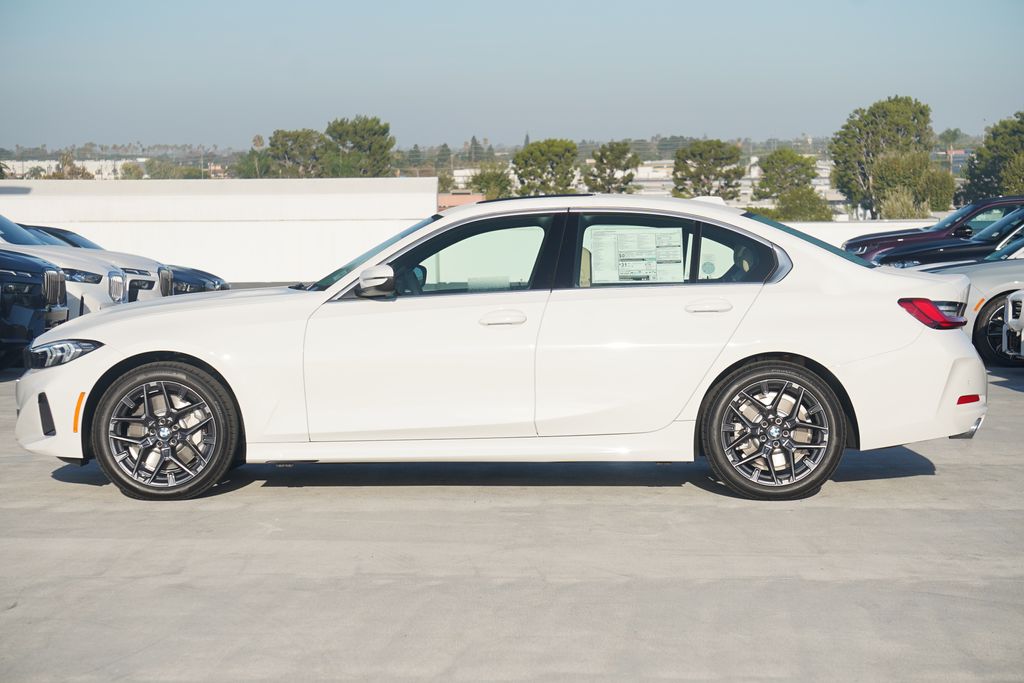 Thumbnail: 2025 BMW 3 Series - 4