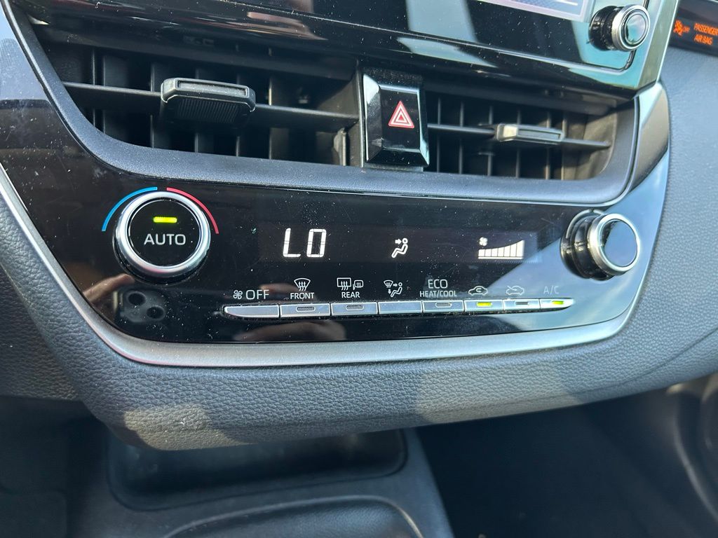 Thumbnail: 2020 Toyota Corolla - 25