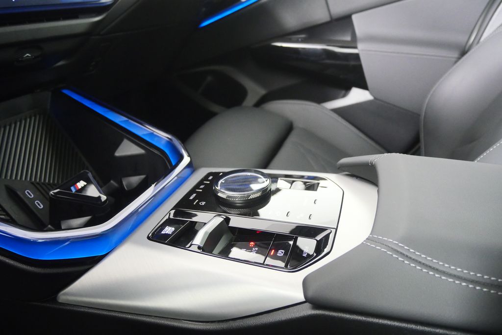 Thumbnail: 2025 BMW X3 - 25