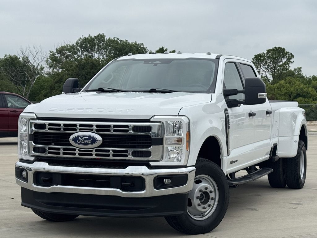 2024 Ford F-350 XLT 4x4 Crew Cab 8' Box DRW's photo