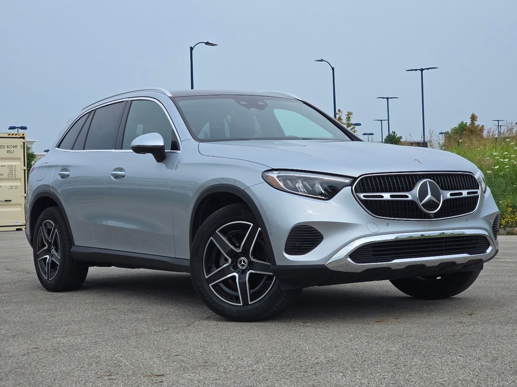 Certified Used 2026 Silver Mercedes-Benz GLC 300 image 2