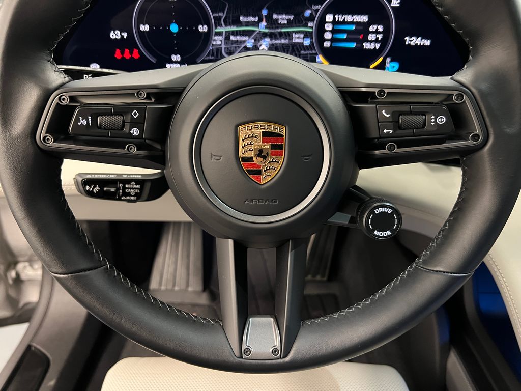 Thumbnail: 2024 Porsche Taycan - 17