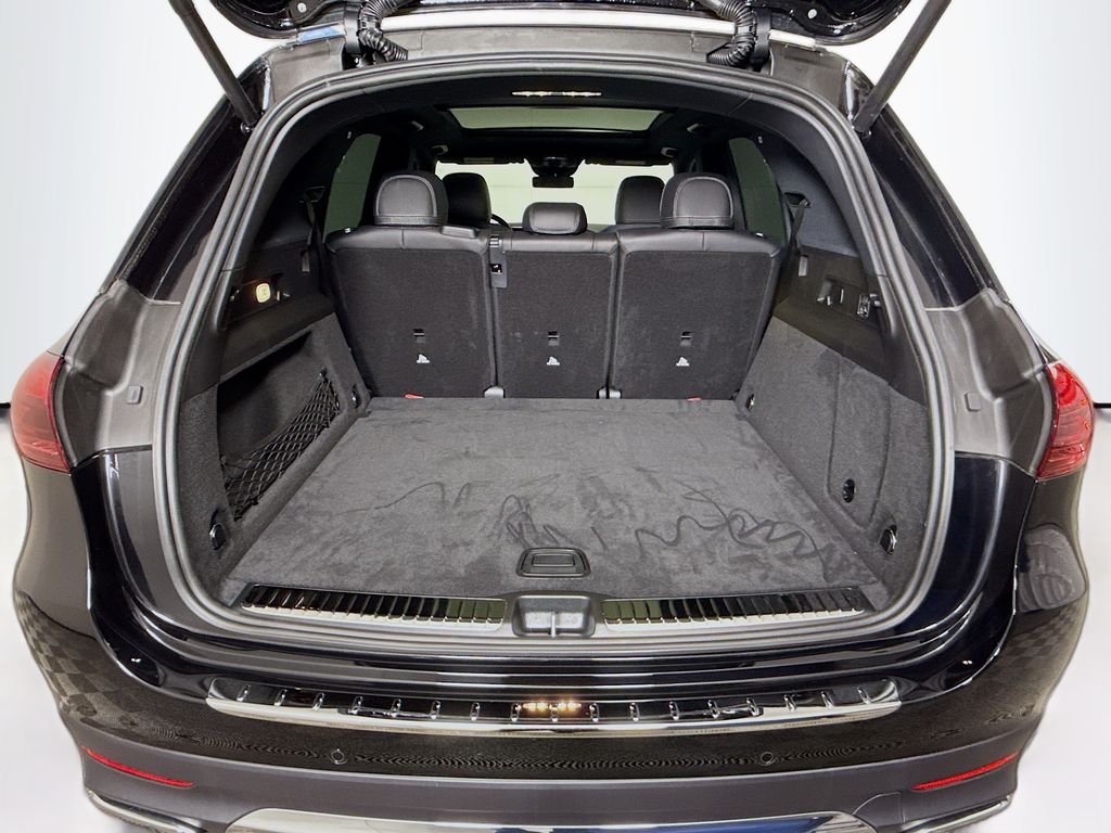 Thumbnail: 2026 Mercedes-Benz GLE - 29