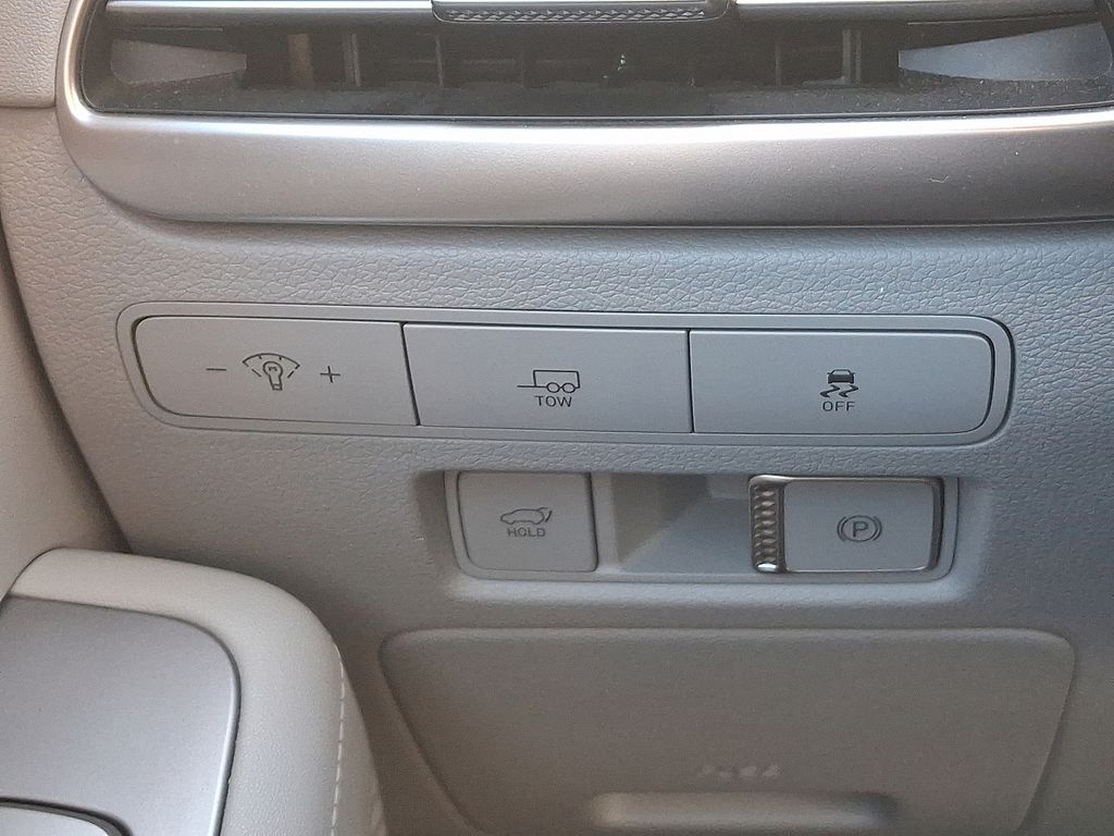 Thumbnail: 2023 Hyundai Palisade - 26