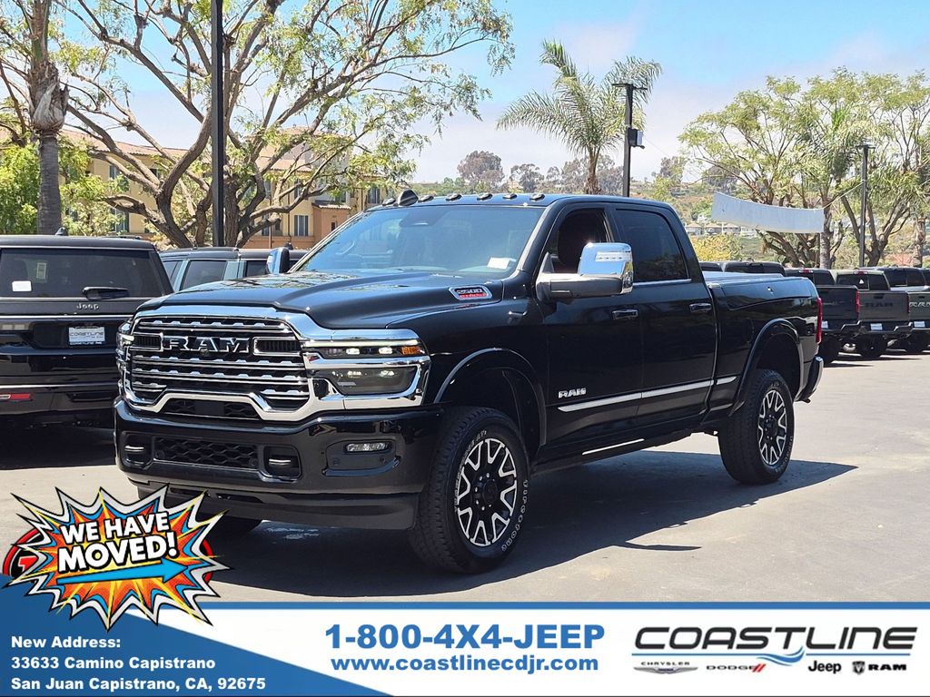 Diamond Black Crystal Pearlcoat 2026 RAM 2500 Pickup Truck Four-Wheel Drive 8-Speed Automatic