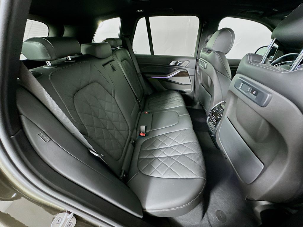 Thumbnail: 2023 BMW X5 - 28