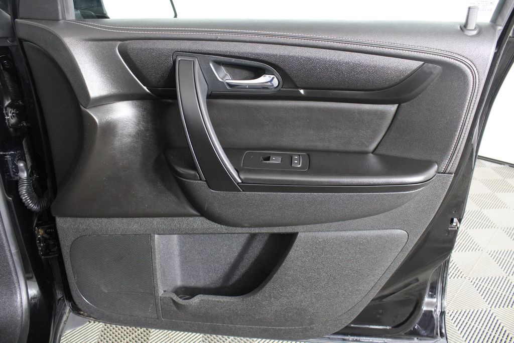 Used 2016 Chevrolet Traverse for sale in 