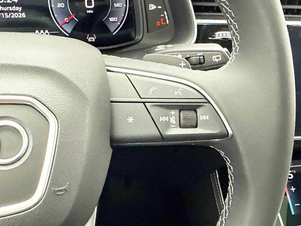 Thumbnail: 2026 Audi Q7 - 13