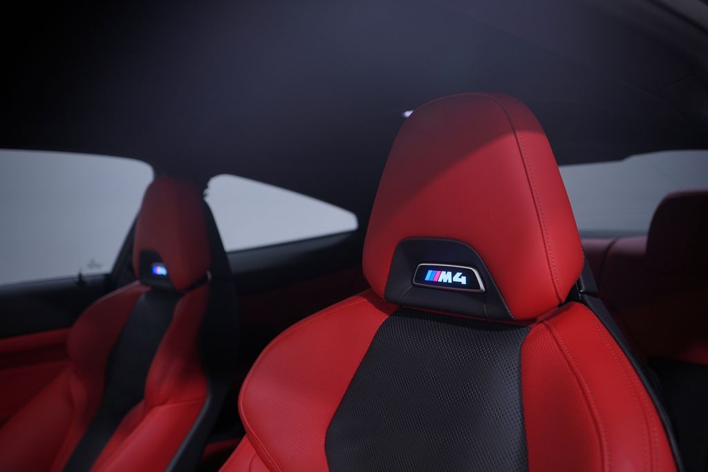Thumbnail: 2024 BMW M4 - 8