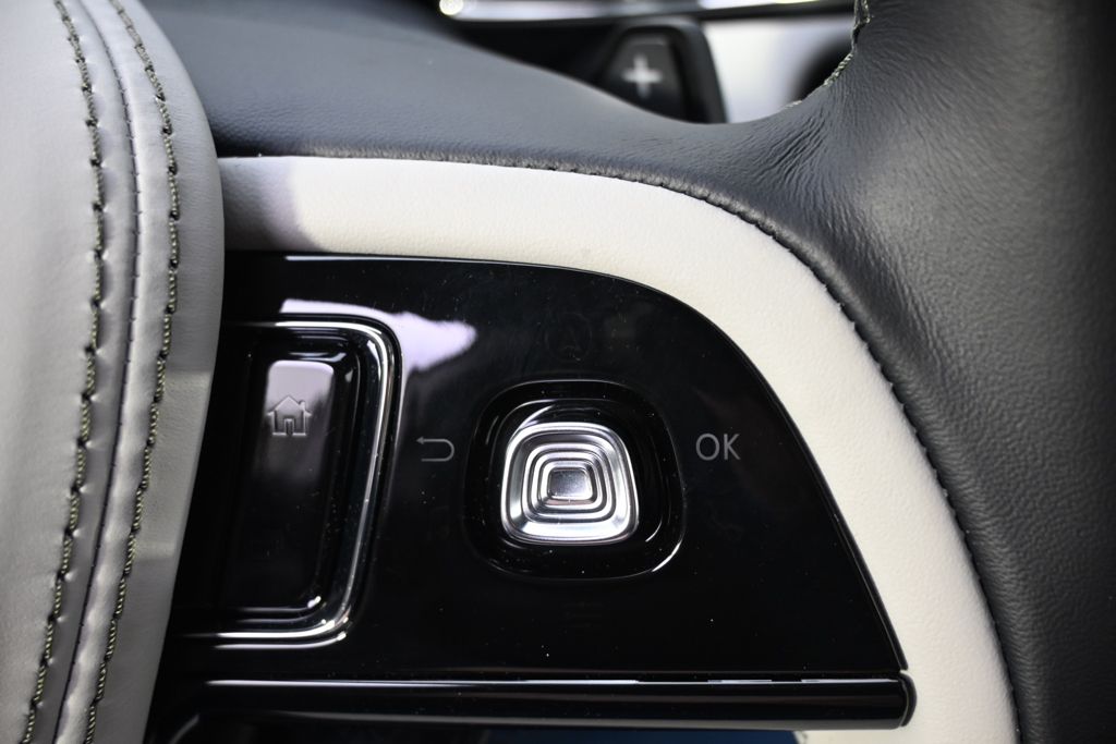 New 2026 Blue Lincoln Premiere image 34