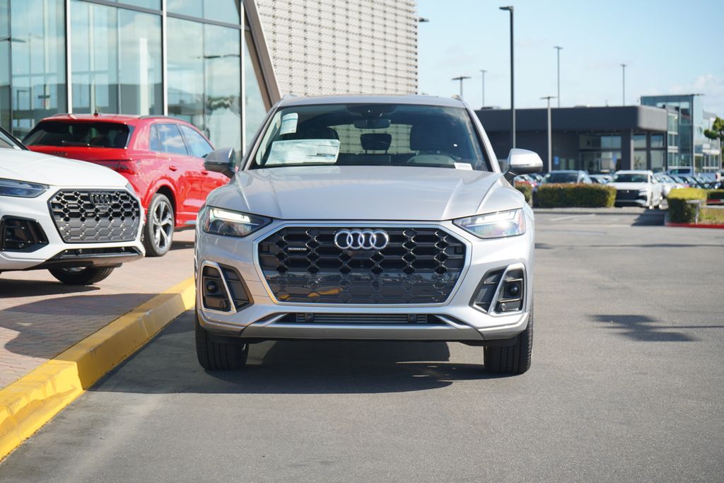 2025 Audi Q5  5