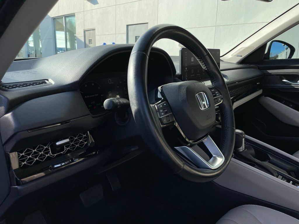 Thumbnail: 2023 Honda Accord - 28